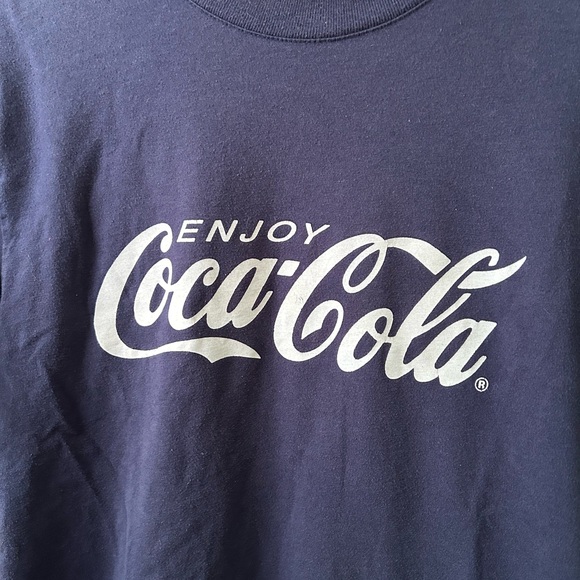 COCA COLA VTG 90s Unisex Navy Blue and White graphic tee. Size M - Picture 5 of 5